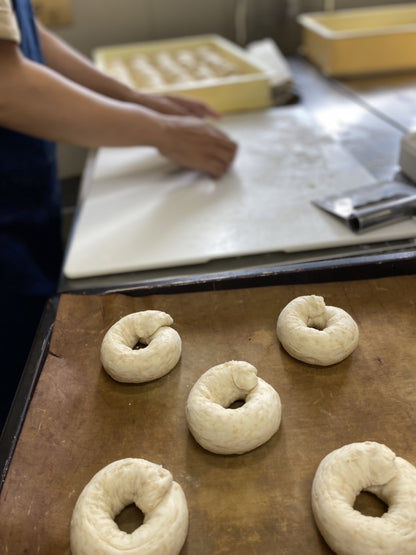 【新潟】まつえんどん　南魚沼産玄米ベーグルプレーン 30個セット