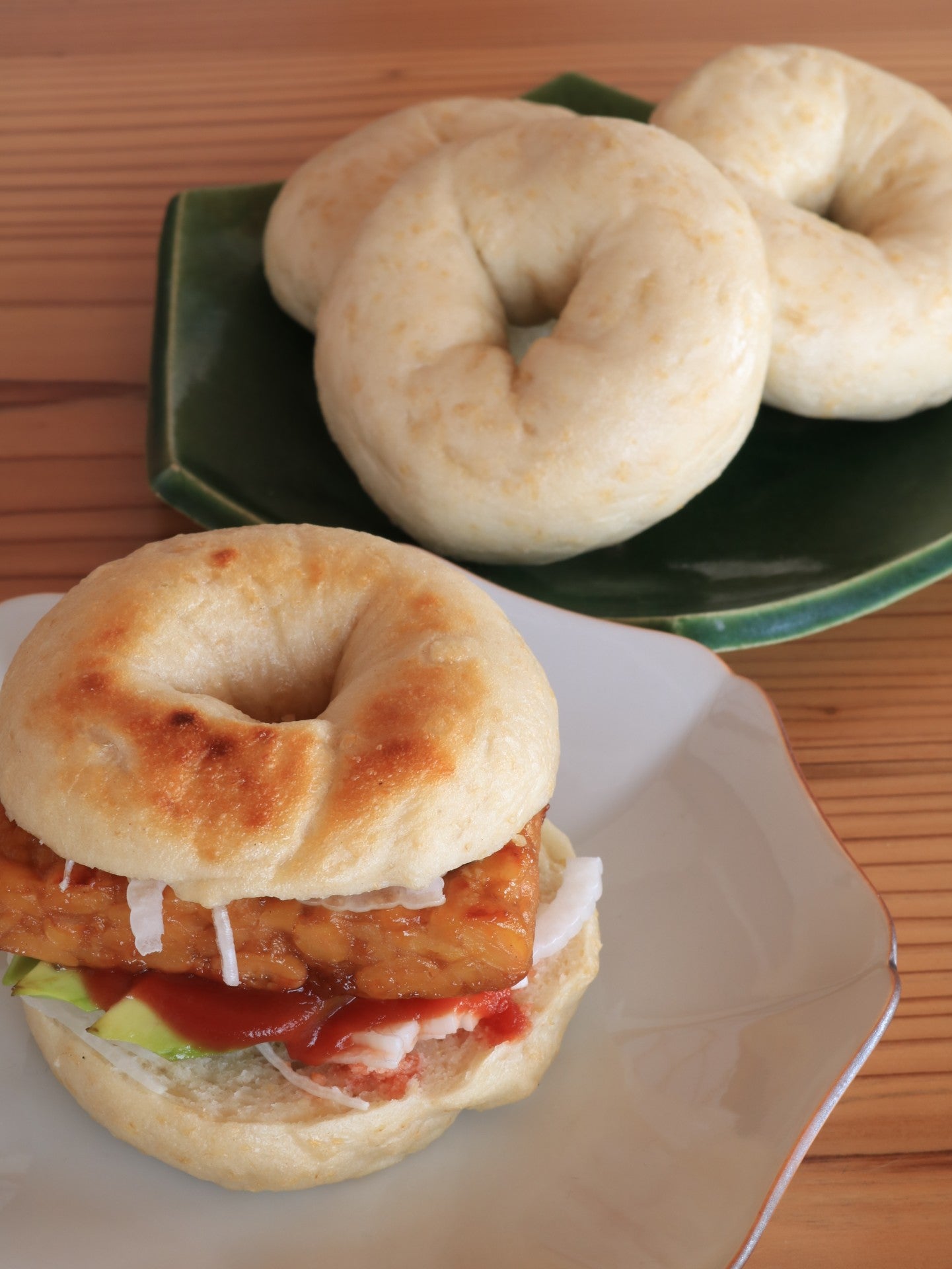 【新潟】まつえんどん　南魚沼産玄米ベーグルプレーン 30個セット